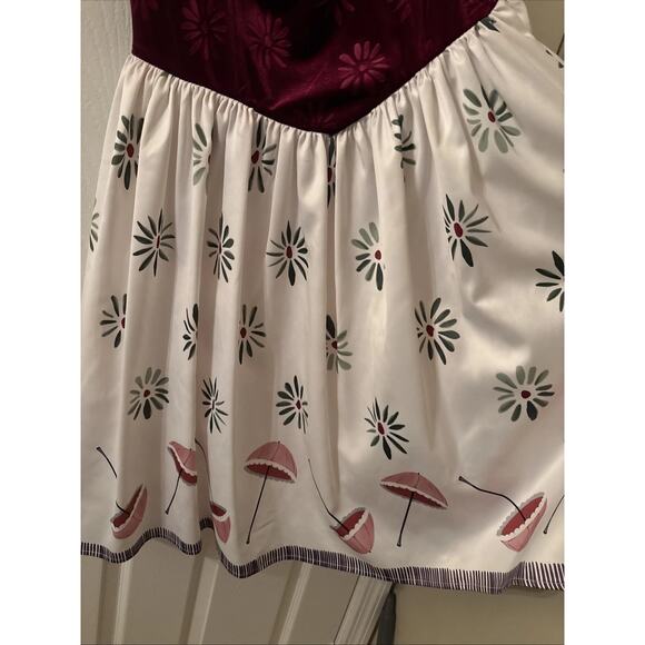 NWT Disney Shop Haunted Mansion Tightrope Walker Cape & Dress - Picture 12 of 14